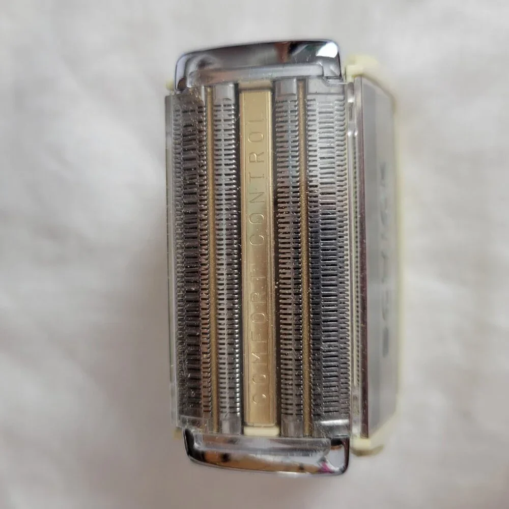 Schick Custom Comfort Control Electric Razor vtg w/Case Working see video men's